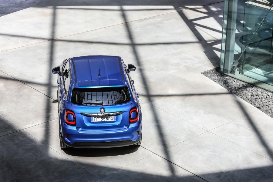  Fiat 500X Urban (334) 2018 года  (фото 13 из 53)
